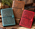 Handgefertigte DIN-A5-Notizbuchhülle aus Leder mit Fantasy-Motiv. Auswahl verschiedener Versionen